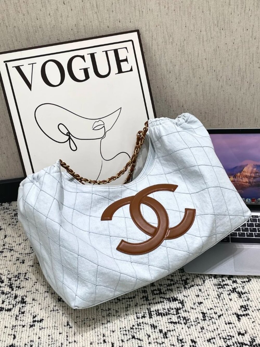 Classic CHANEL Bags: A Stylish and Versatile Choice for Elegance